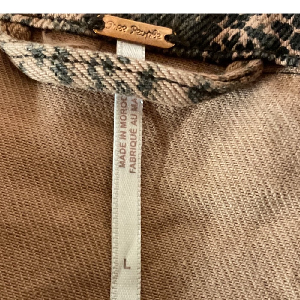 Free People Women's Snake Printed Collared Skin Trucker Jean Jacket Size Large - Picture 10 of 14